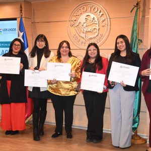 Primera promoción del convenio Los Lagos se tituló en Santo Tomás Rancagua