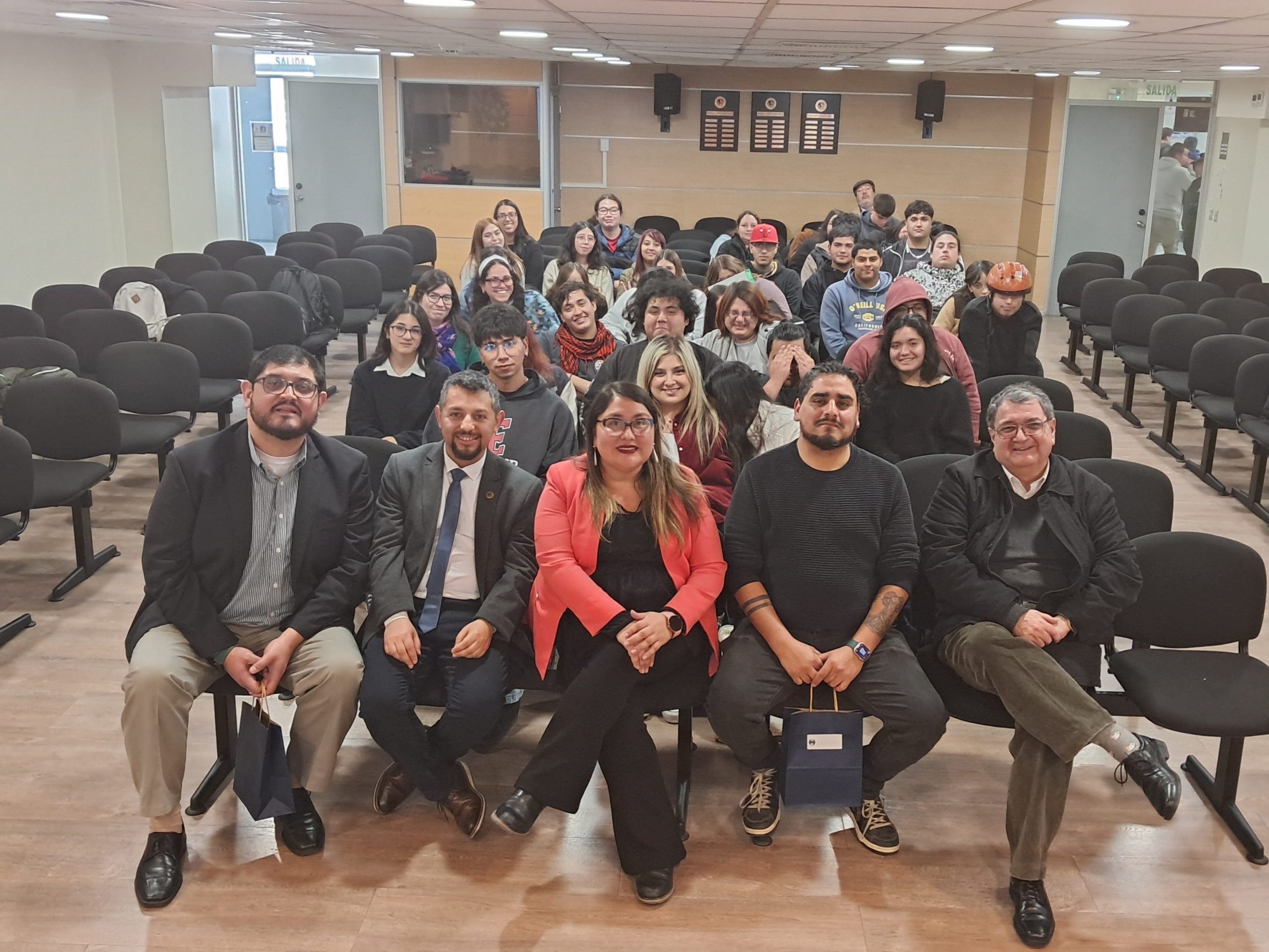 La vigencia del pensamiento tomista dialoga con la Intel ...