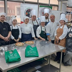 Egresados de Gastronomía vuelven a las cocinas de Santo Tomás Rancagua