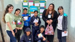 Niños y niñas aprenden sobre emprendimiento
